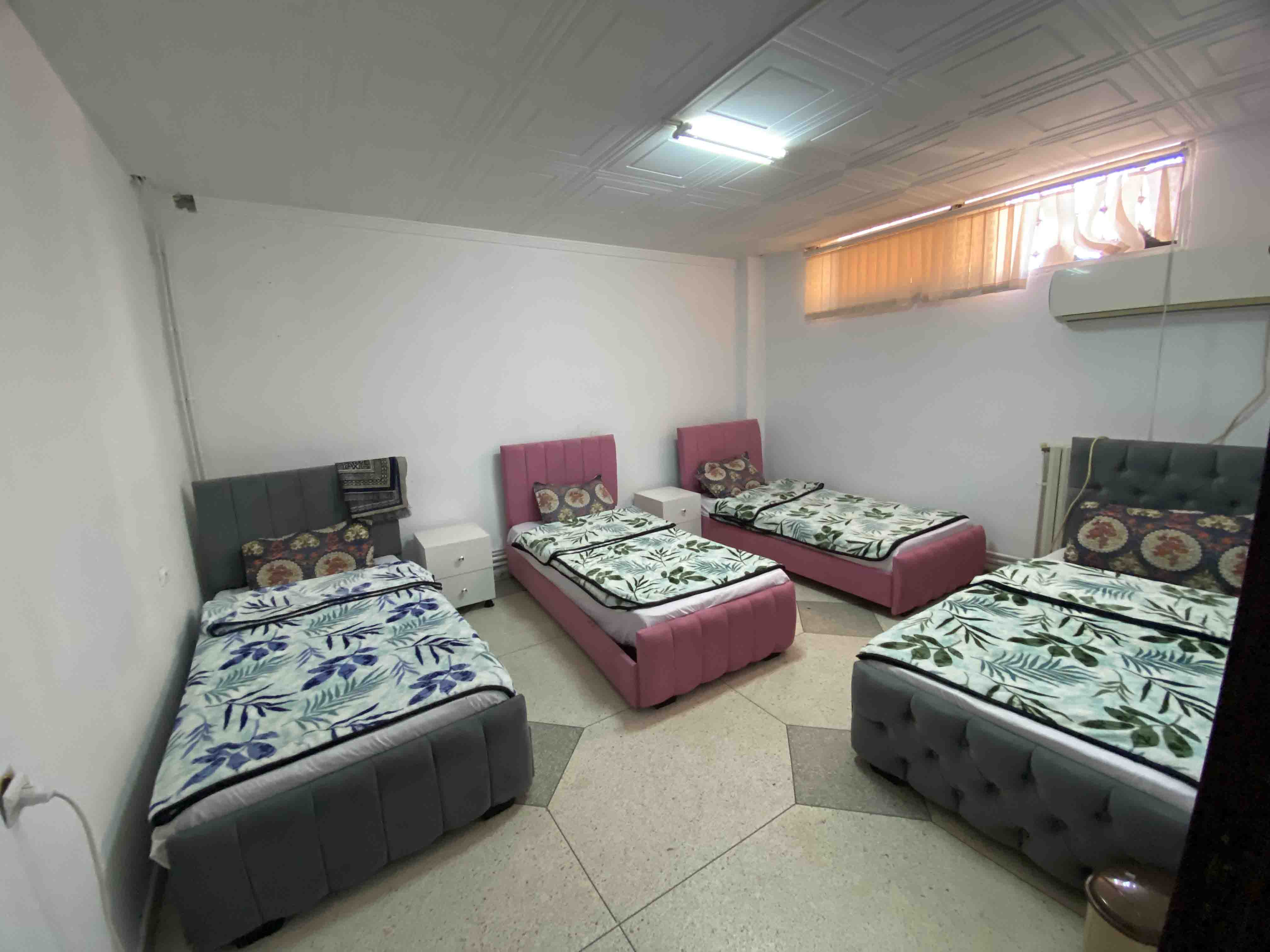 chambre pour quatre personnes